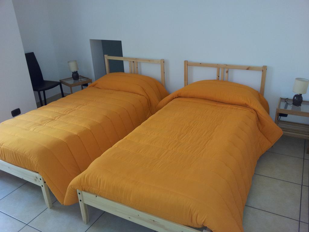 Caporlando B&B Castellaneta Chambre photo